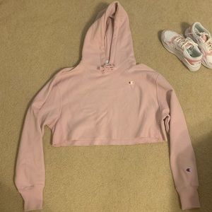 Cropped champion hoodie
